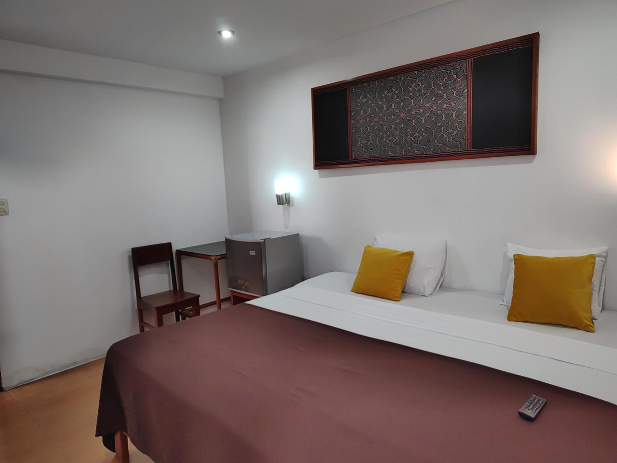 Amazon Hotel Iquitos Exterior foto
